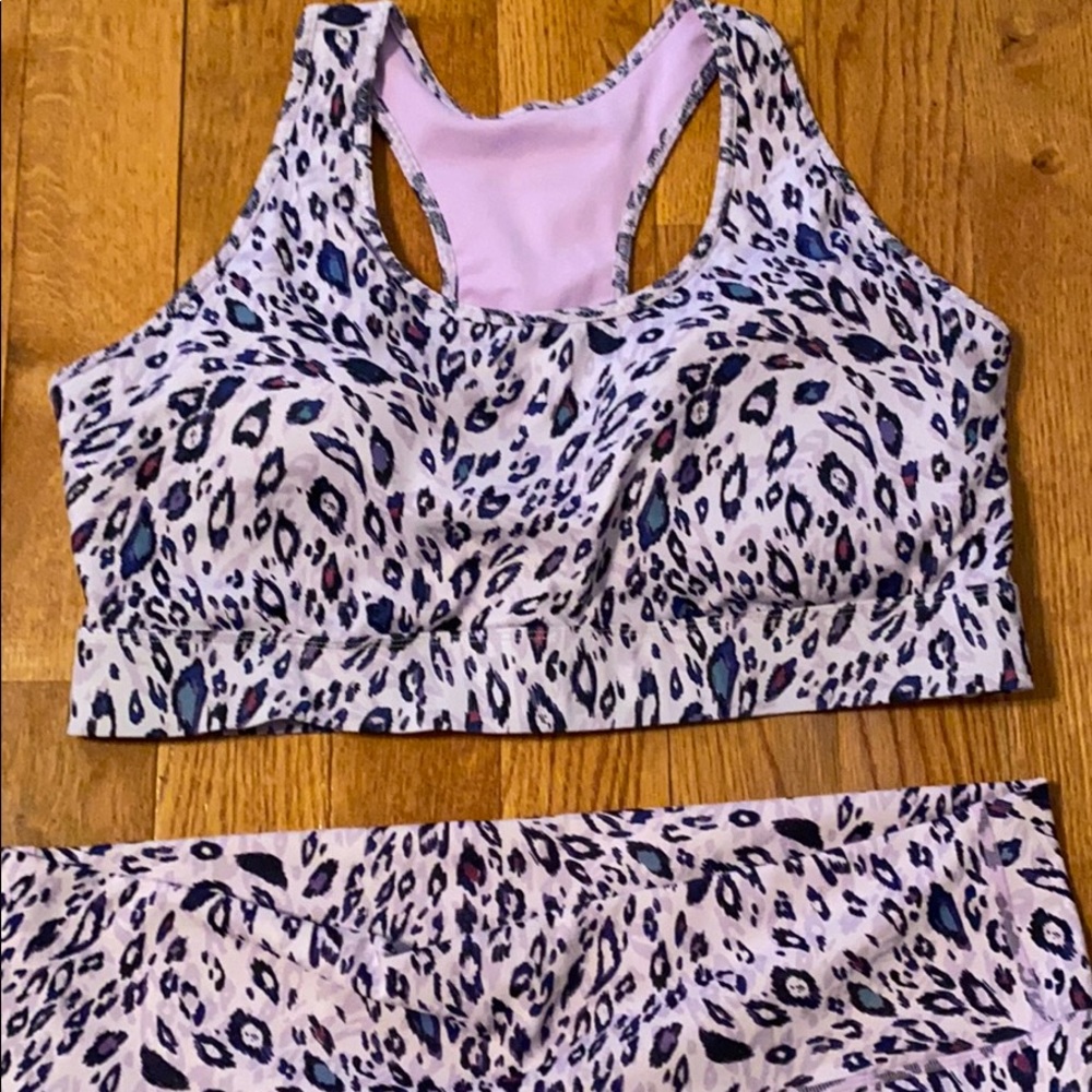 Fabletics Set - Picture 3 of 7